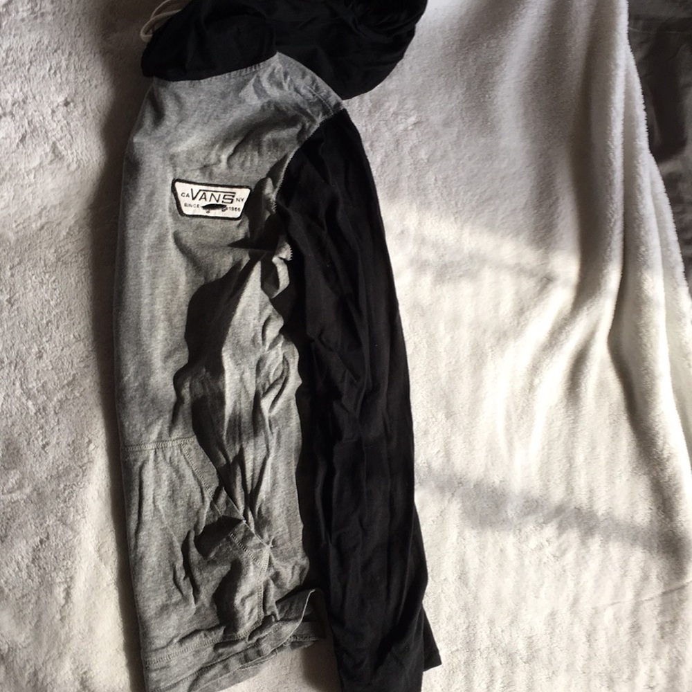 VANS long sleeve with hood